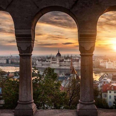 Parisian Soul In The Heart Of Budapest Budapeste Exterior foto